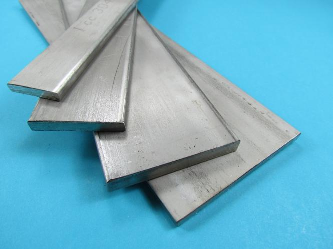 Vierkantstahl Vierkant Eisen Stahl Metall Flacheisen 100 mm x 100 mm x 100 mm 